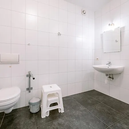 Group Getaway In Сasa de vacaciones Amblève